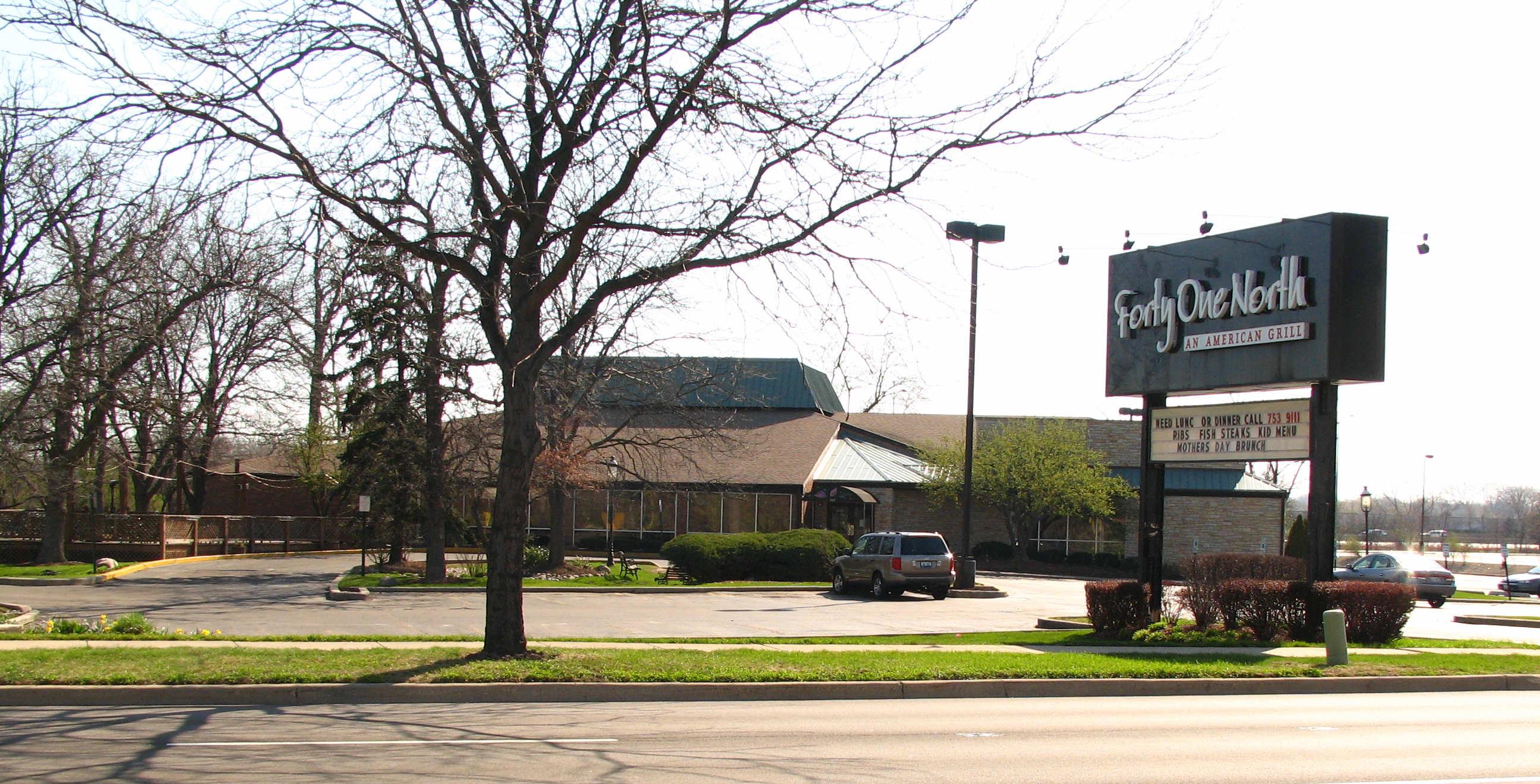 Skokie Boulevard, 445 - Northbrook, Illinois