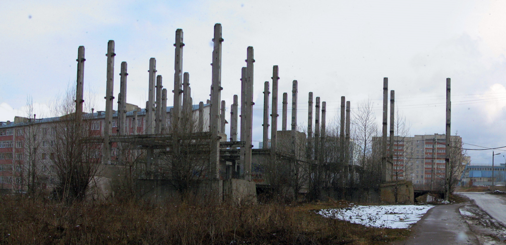 Поликлиника арзамас. Недостроенная поликлиника (Арзамас). Заброшенные здания Арзамаса.