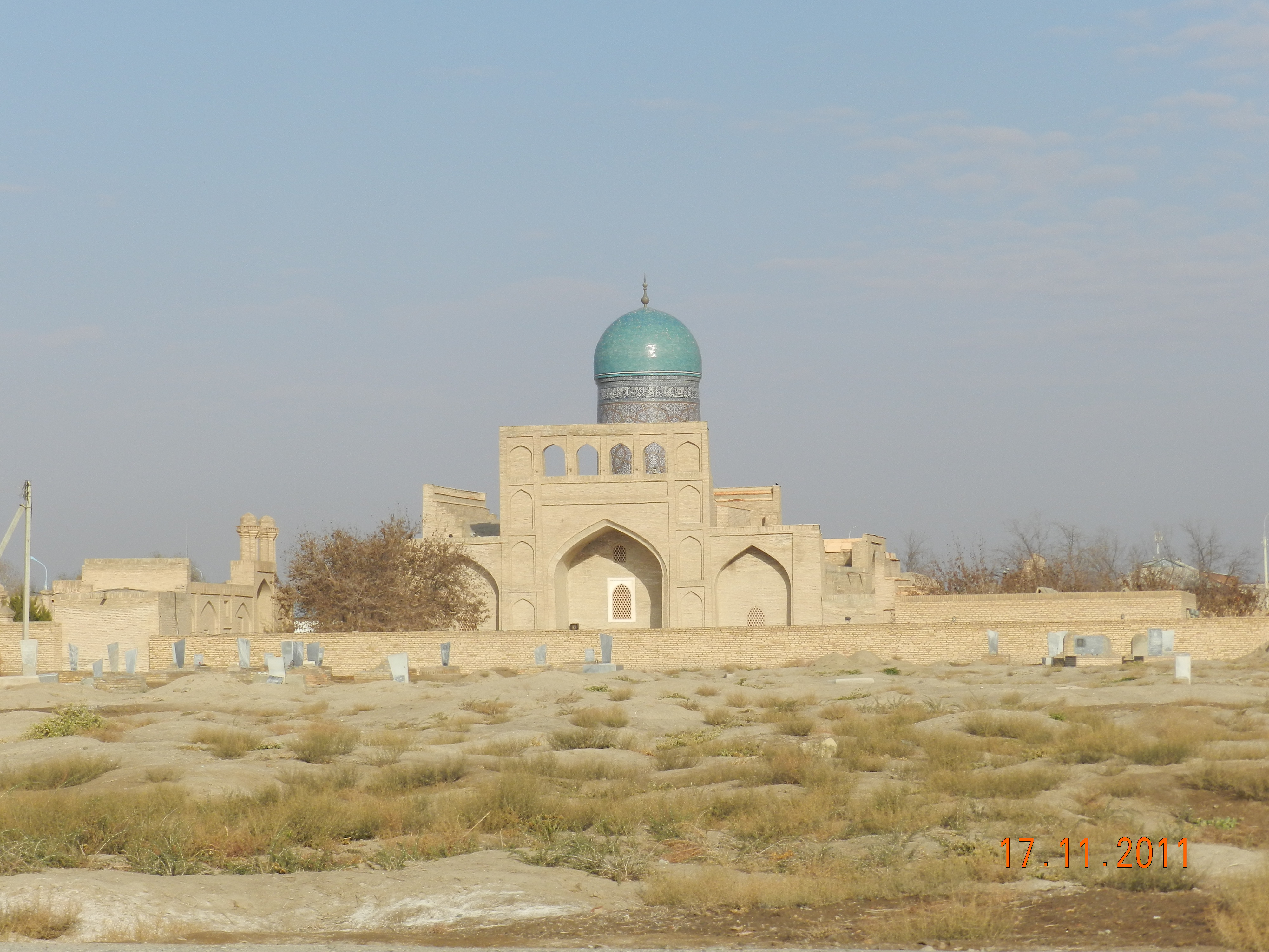 Г навой узбекистан. Мавзолей Касым-шейха Навои. Навои Узбекистан достопримечательности. Мечеть Навои. Мечеть в Навои Узбекистан.