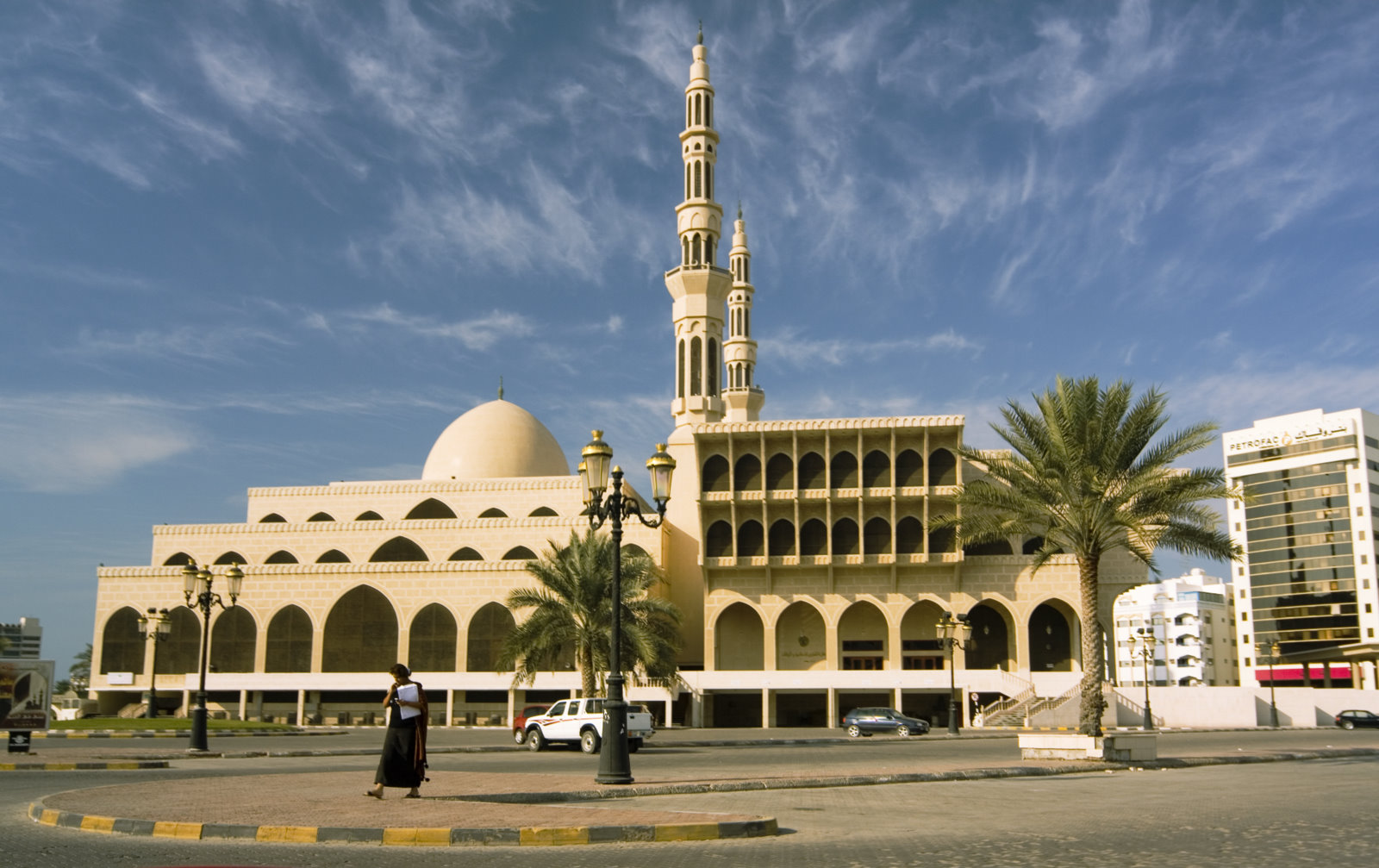 оаэ sharjah