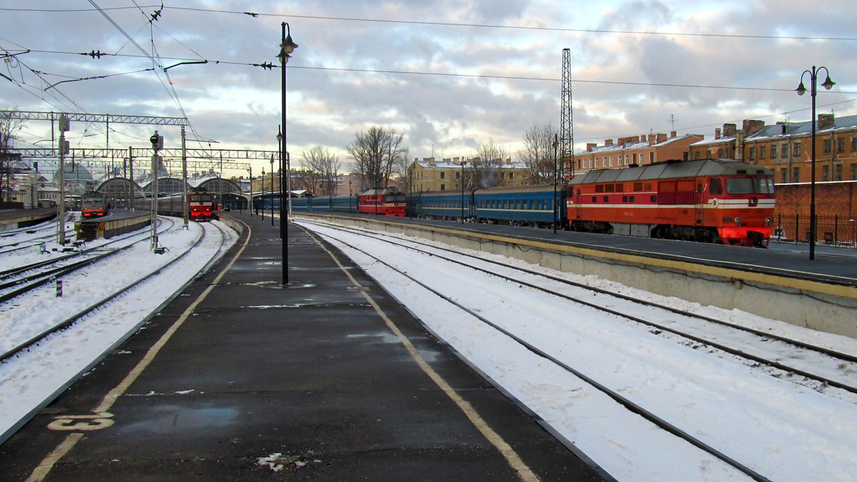 Жд петербург. Витебский ЖД вокзал в Санкт-Петербурге. Станция Санкт-Петербург Витебский пассажирский. Железнодорожная станция Санкт-Петербург -товарный-Витебский. Железная дорога СПБ Витебский Белградская.