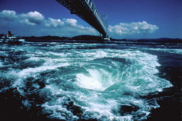 Ōnaruto Bridge