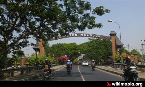 Gapura Masuk Kabupaten Nganjuk