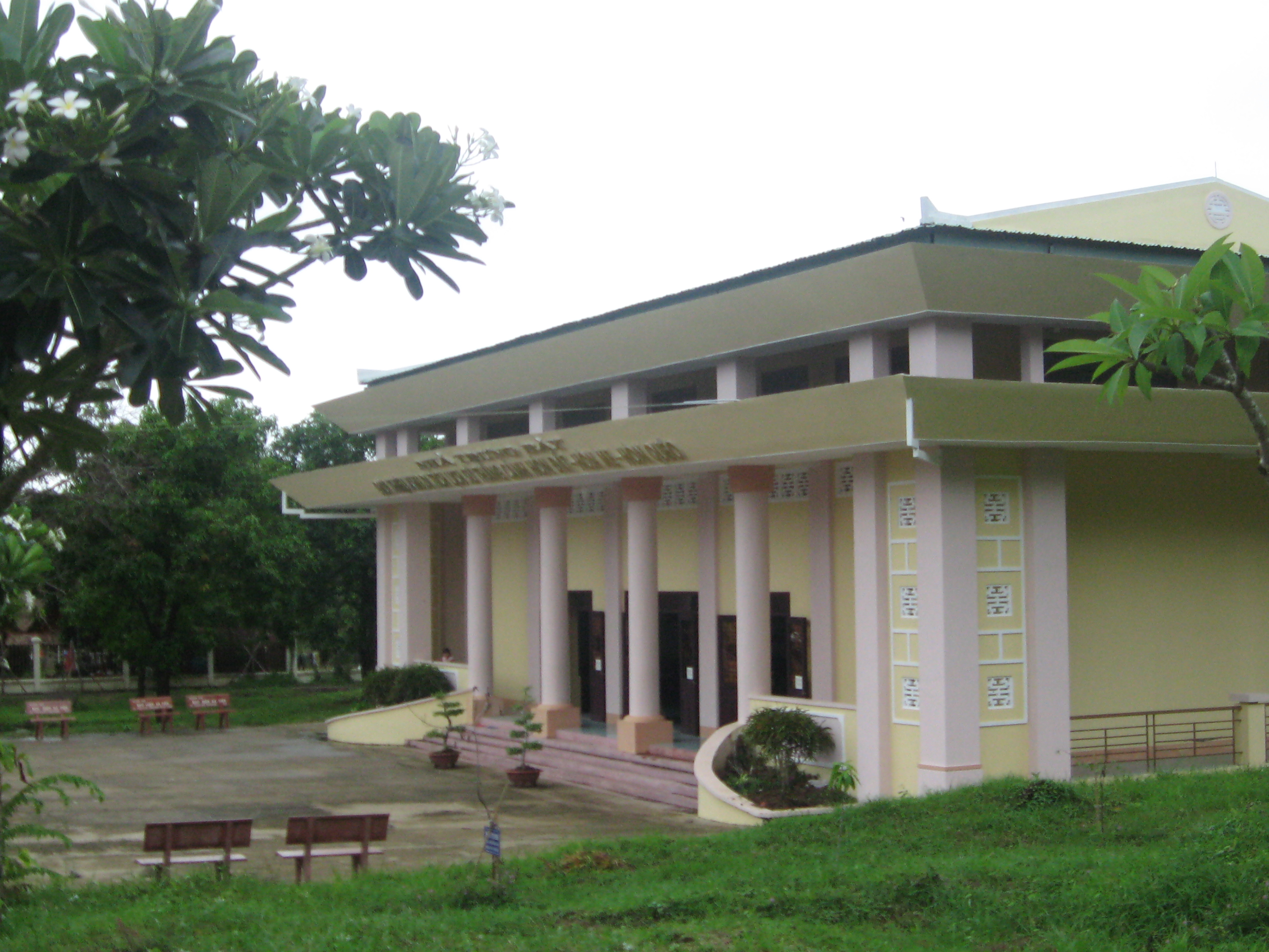 Hòn Đất District
