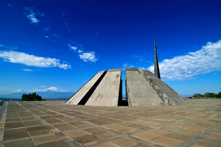 Цицернакаберд армения фото