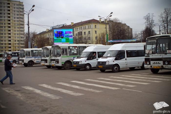 Автобус 1024. Автостанция Подольск. Станция Подольск автобусная. Город Подольск автовокзал. Подольск 2001.