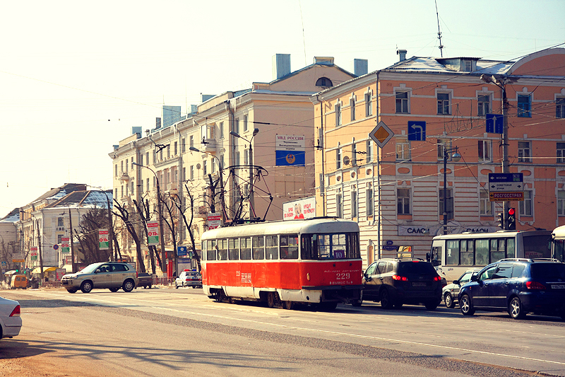 В твери живет. Тверь 2000. Тверской 2000 год.