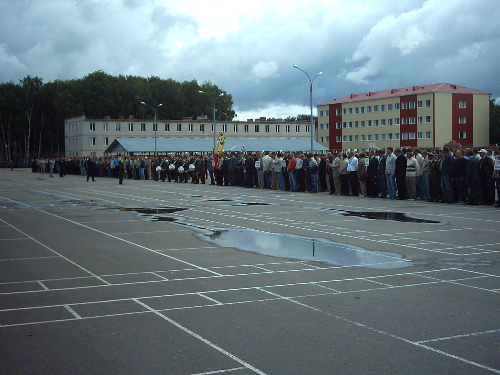 Плац. Платц в армии. Платц в военной части. Власиха плац. Строевая на плацу в армии.