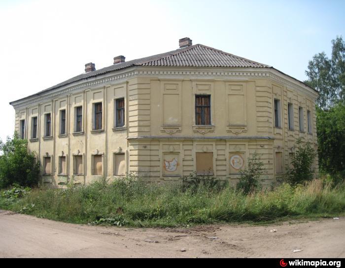 Тихвин дворец
