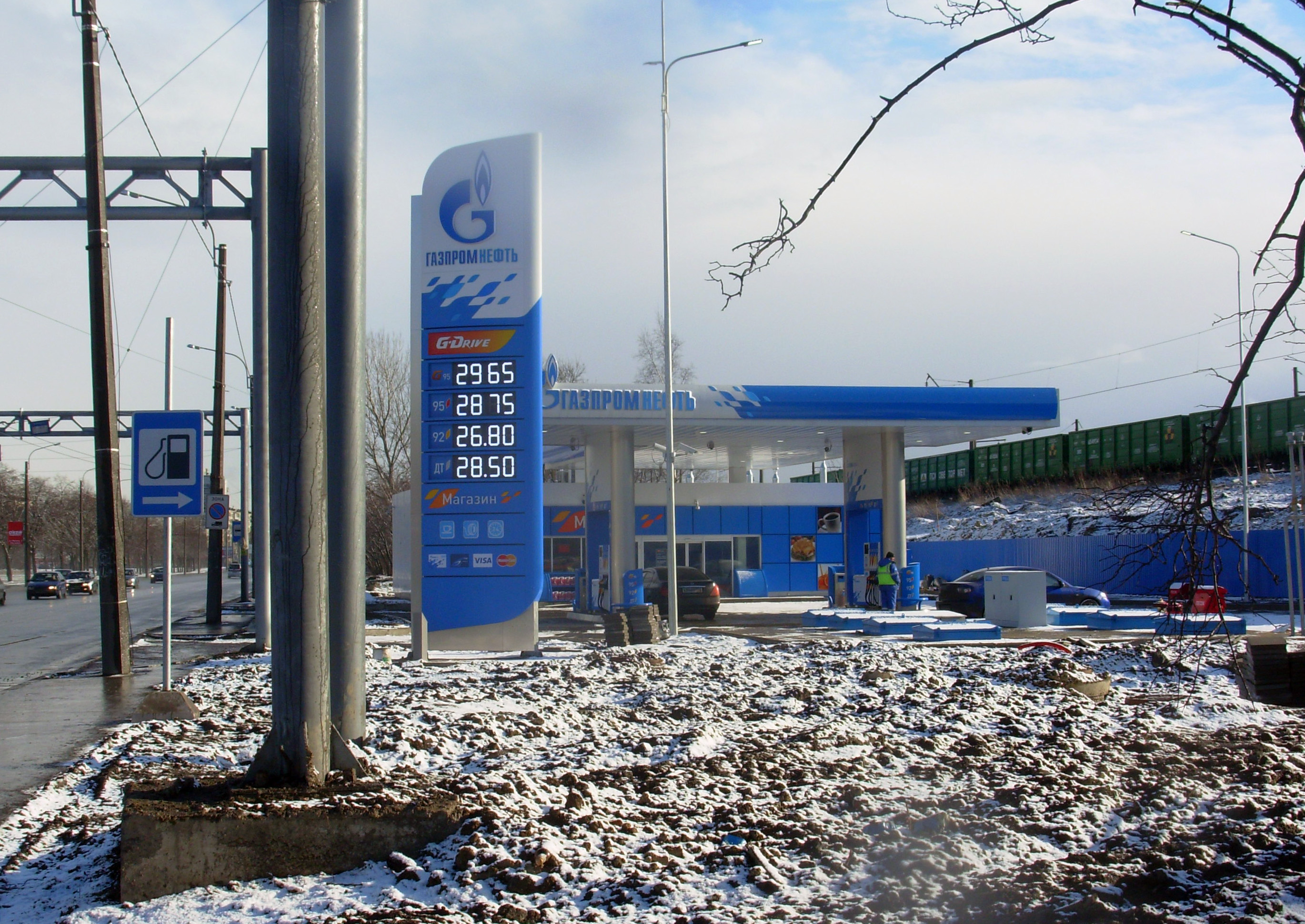 Газовая заправка санкт петербург. АЗС Санкт-Петербург. АЗС Газпромнефть кафе. Заправки СПБ. Заправка на Питер.