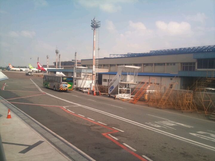 Aeroporto Internacional Afonso Pena (CWB - SBCT) - São José Dos Pinhais