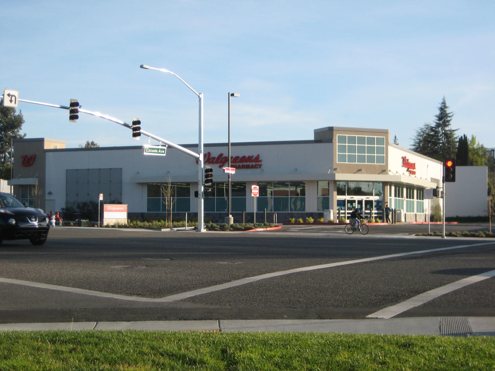 Walgreens - Mountain View, California West El Camino Real, 1905