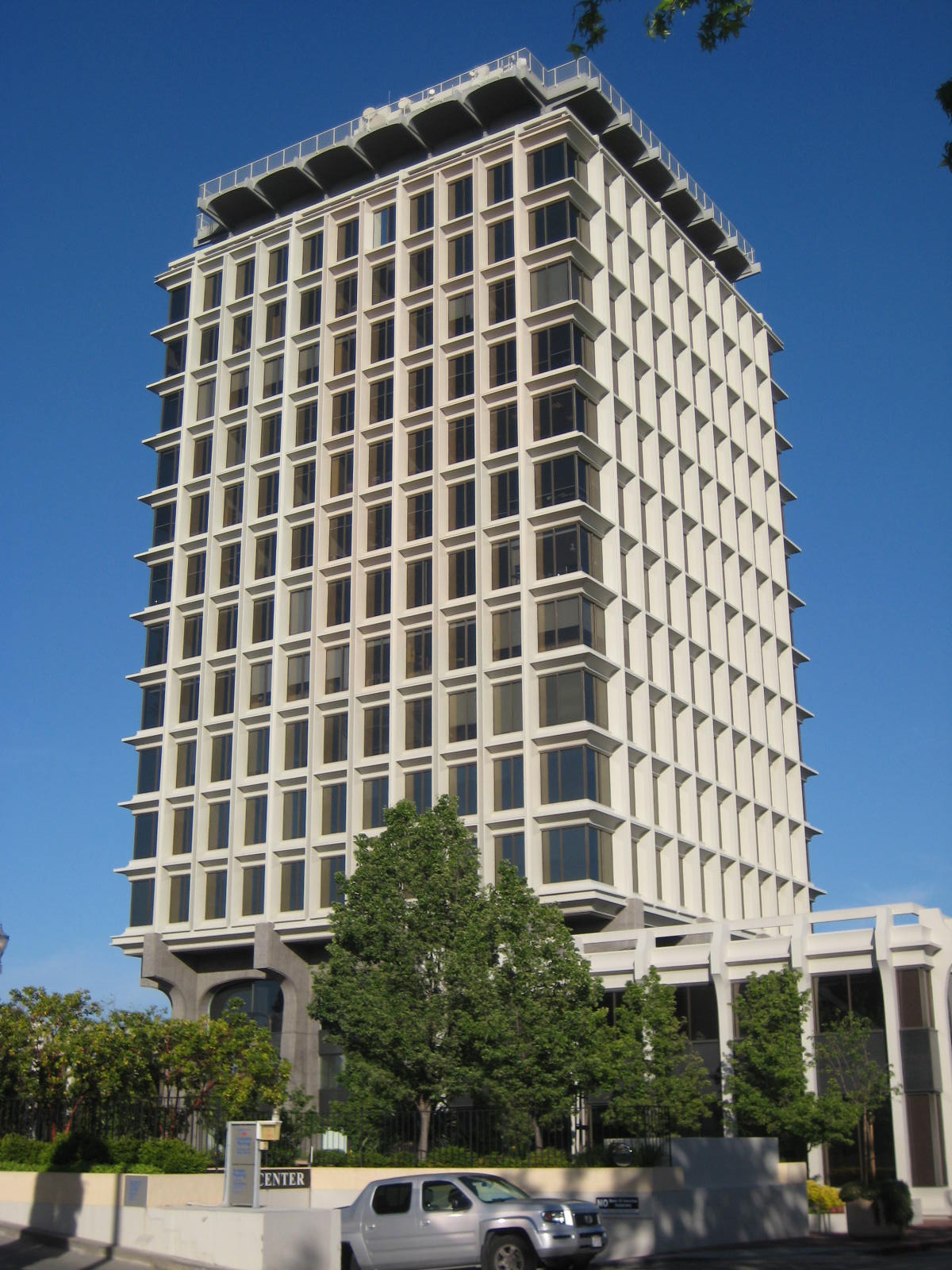 525 University Avenue - Palo Alto, California