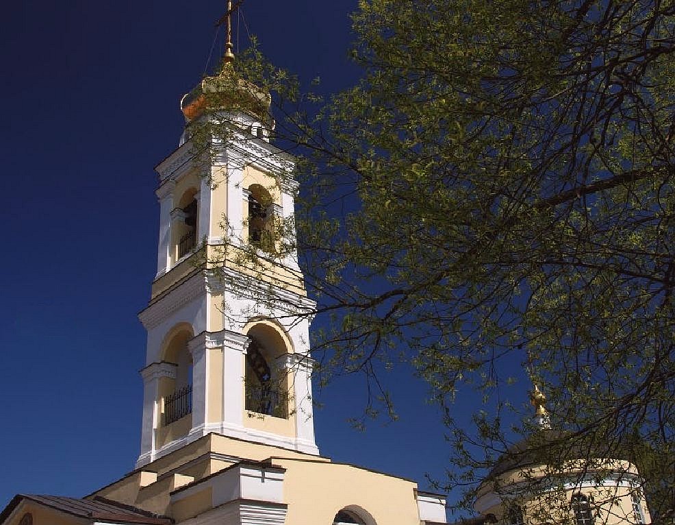 Храм зосимы и савватия сайт. Церковь Зосимы и Савватия Москва. Храм преподобных Зосимы и Савватия Соловецких в Гольяново. Храм Соловецких чудотворцев. Церковь Зосимы и Савватия в Гольяново расписание.