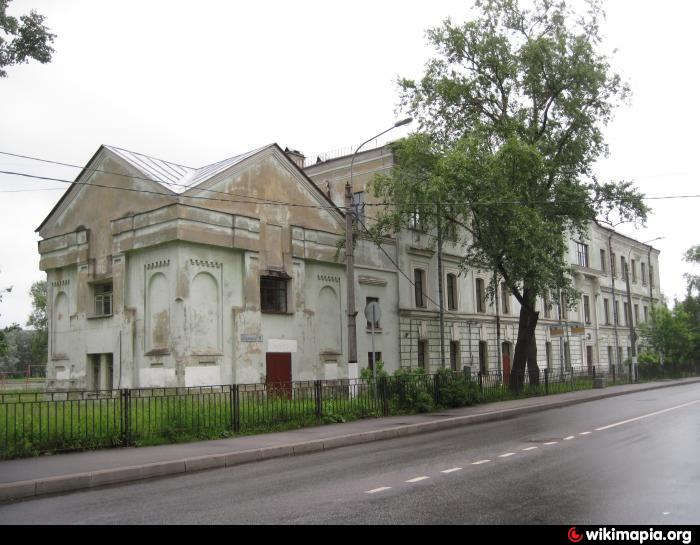 Колпинская 10 санкт петербург. Мещанская богадельня Колпино. Исторические здания в Колпино. Невская улица Колпино. Адмиралтейская 6 Колпино.