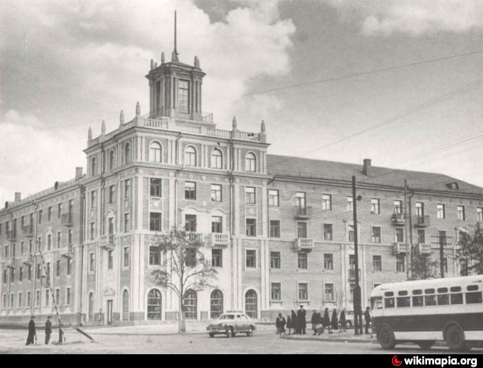 Дом со шпилем дзержинск рисунок