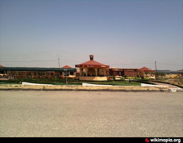 Station Petrom Le Phenix Restaurant Restauration Piscine