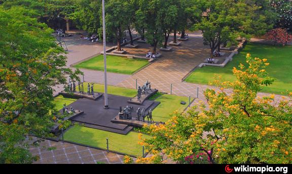 Nicanor Reyes Memorial Square - Manila