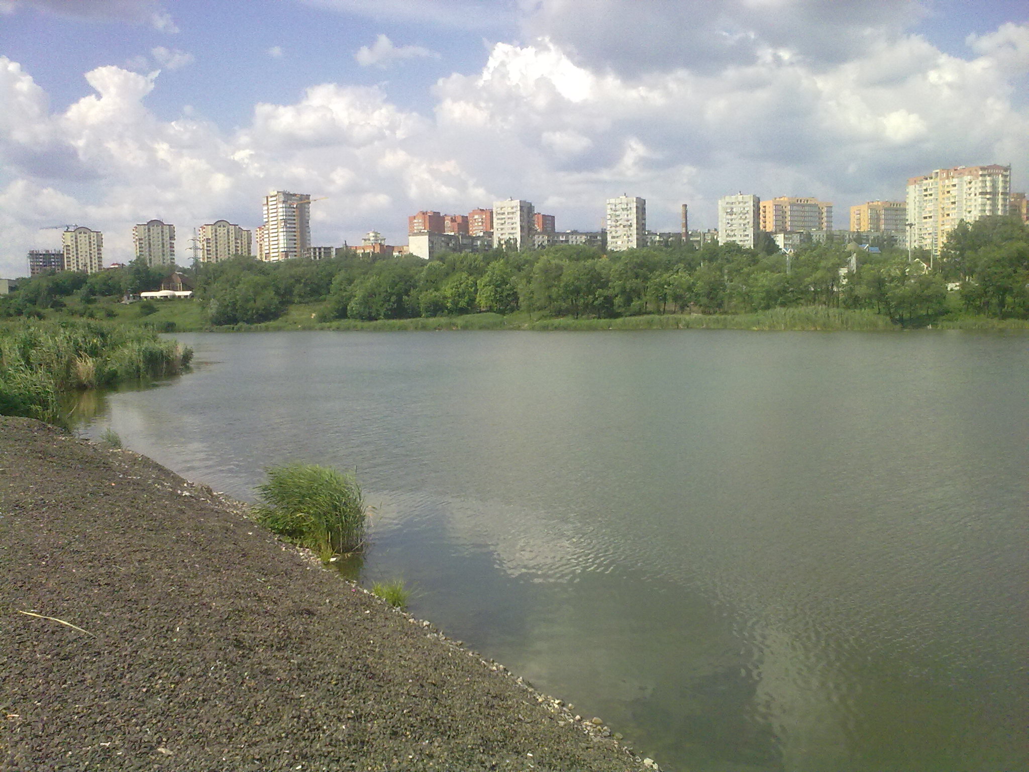 Ставков город. Первый городской пруд Донецк. Алексеевский ставок Донецк. Третий городской ставок Донецк.