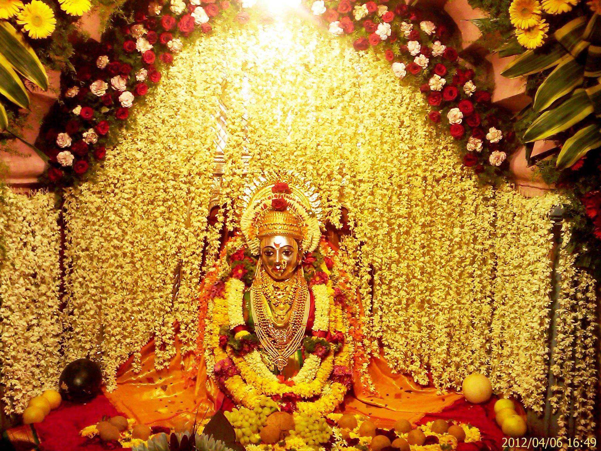 Jogeshwari (Tambdi Jogeshwari) Mandir - Pune