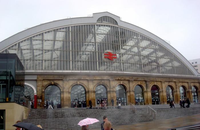 Liverpool Lime Street Train Station - Liverpool