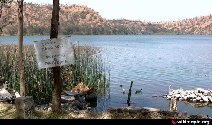 Lake Hora beach area - Bishoftu