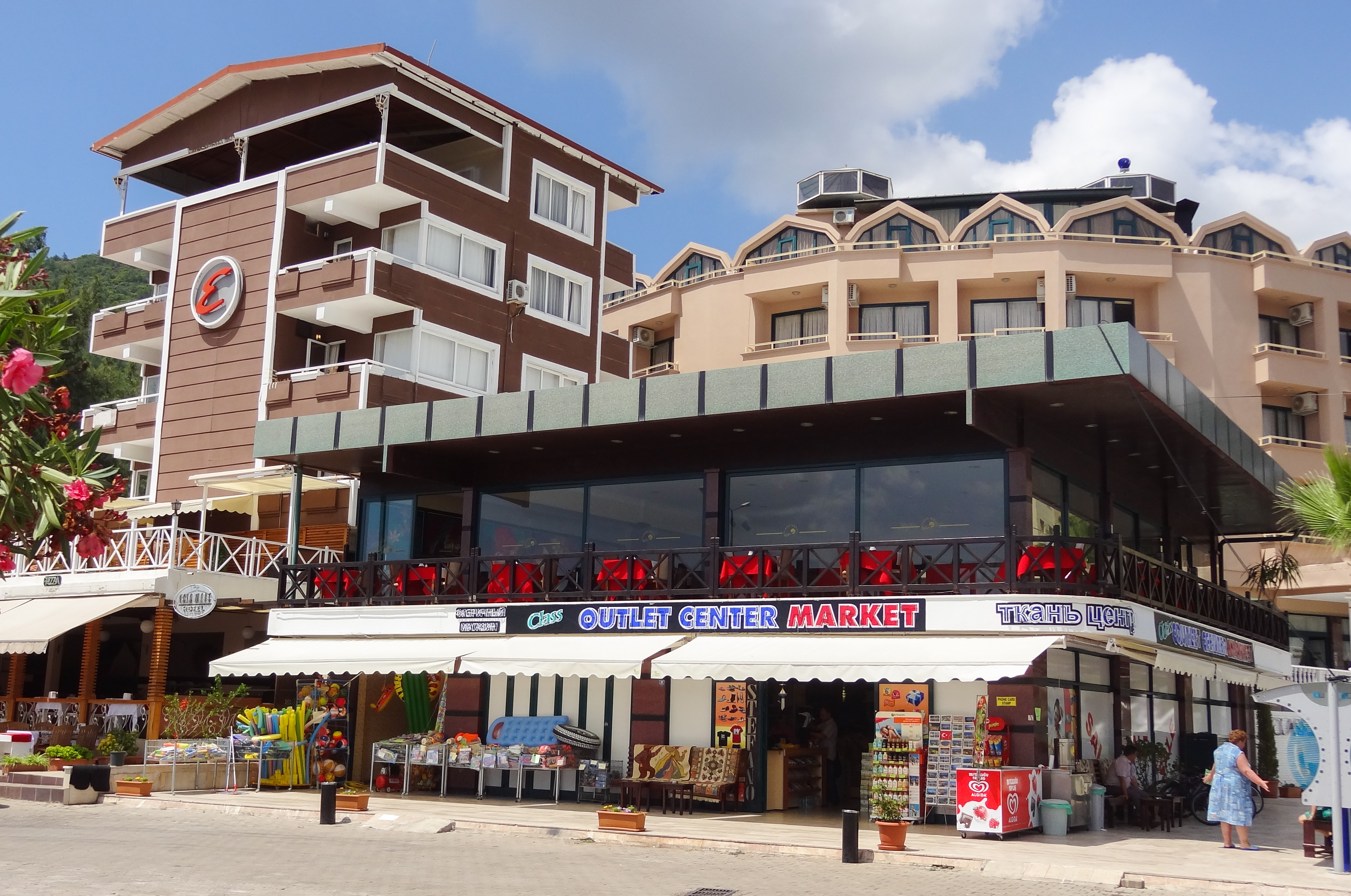 Centre market. Мармарис Турция торговые центры. Мармарис ТЦ Империал. Мармарис город ТЦ. Мармарис Blue торговый центр.