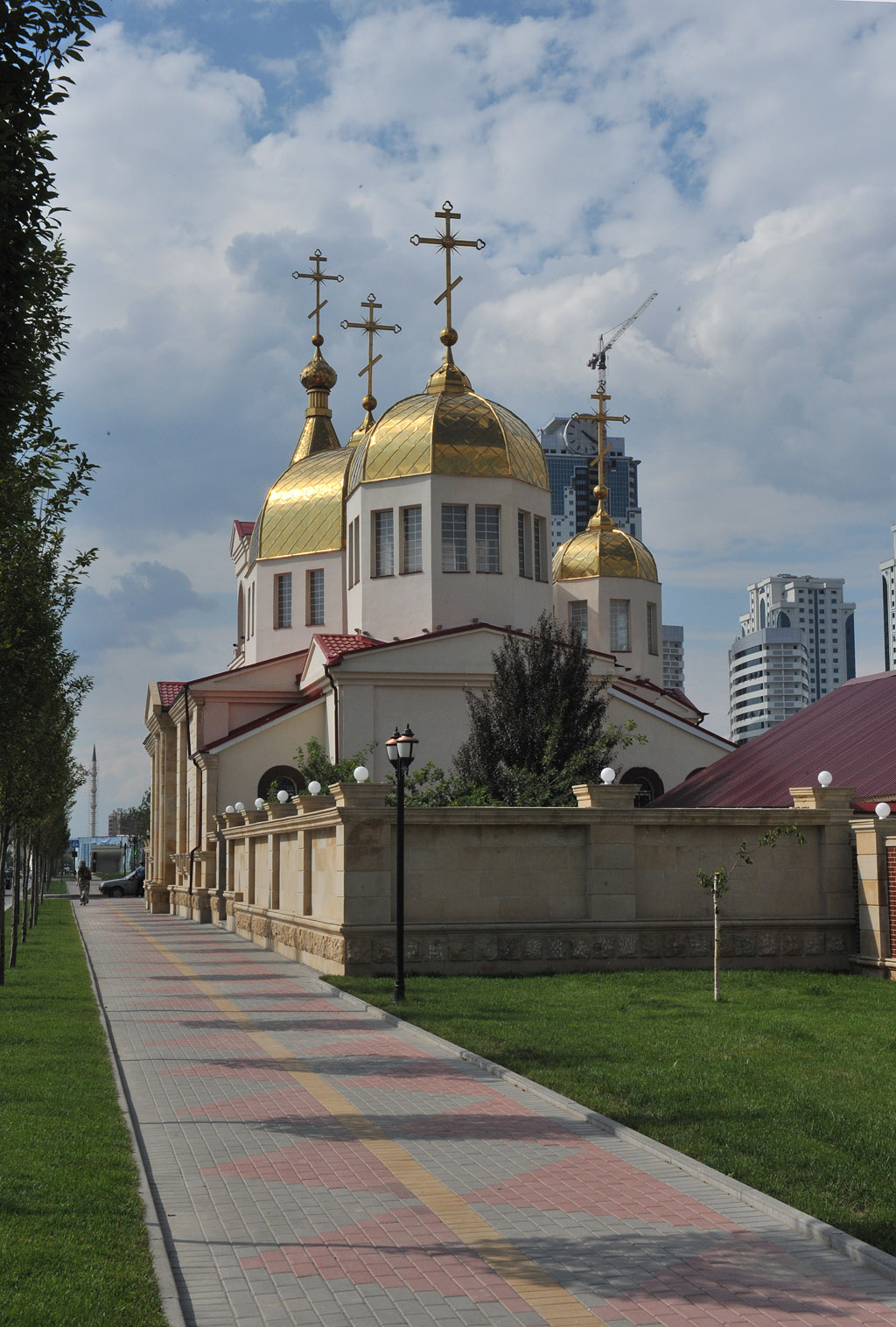 Храм Архангела Михаила Грозный