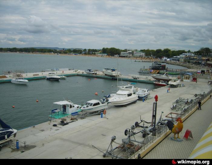 Морской пункт. Морской порт Анапа. Анапа порт, 20 причал. Морпорт Анапа Ленина 1. Анапа причал Марина.