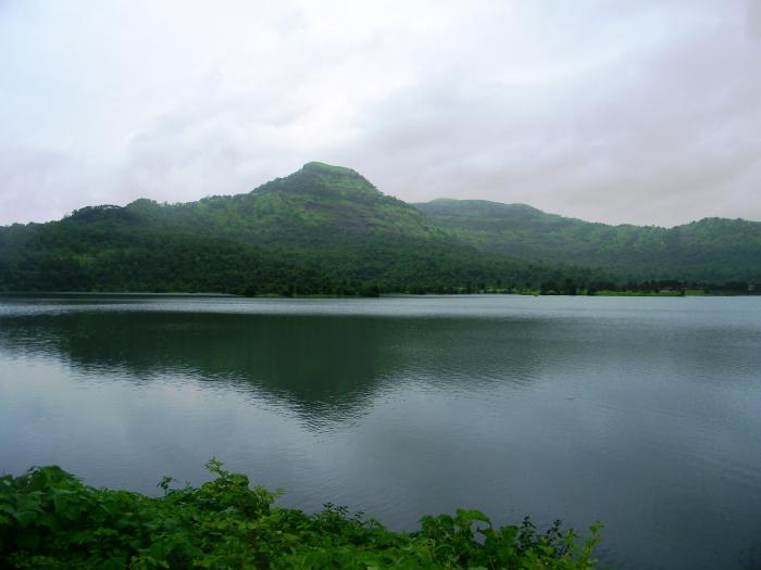 Kalote Dam and Lake