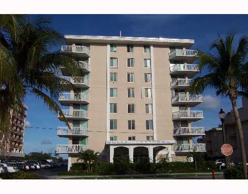 Mayan Towers South - Palm Beach Shores