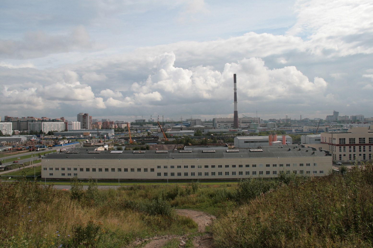 Оптиков 22. Улица Оптиков 22. Энергетиков 22 Санкт-Петербург. Площадка на Энергетиков 22. Оптиков 22 фото.