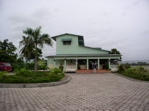 Antoine Simon Airport (Les Cayes Airport)