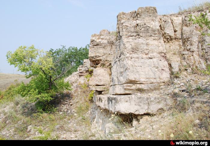 Погода в каменной балке. Каменный овраг Волгоградская область. Большой каменный овраг Волгоградская область. Высокая каменная балка. Каменный, овраг, поселок.