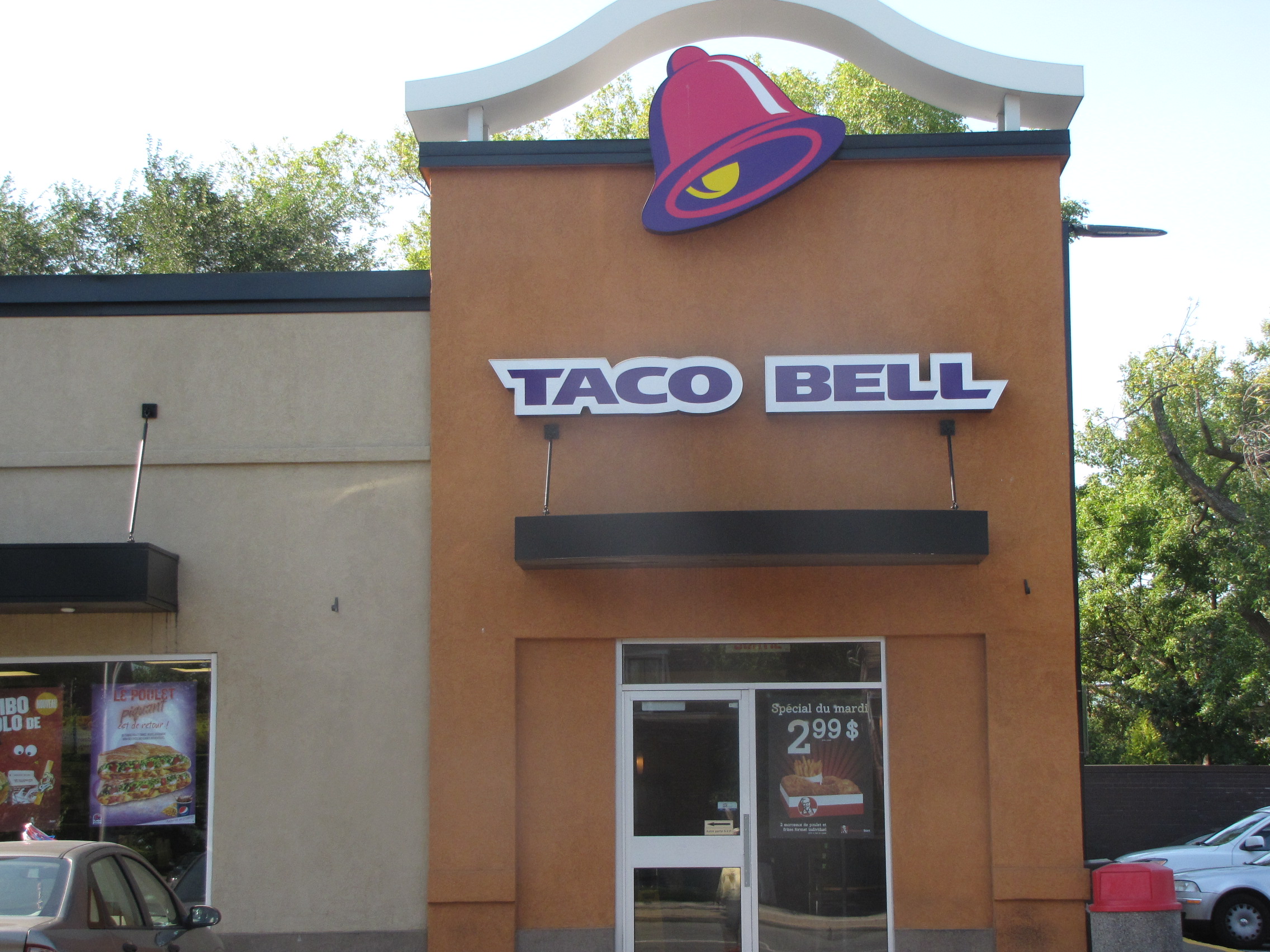 KFC/Taco Bell - Greater Montreal Area