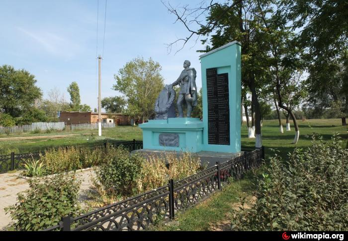 сальск братская могила. новоселый 1-й сальский район. улица магистральная поселок томаровка. новоселый 1 й. новоселый 1-й сальский район.