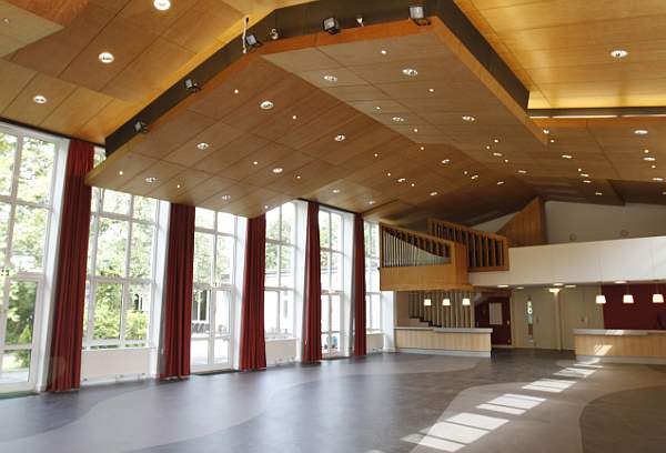 Praxis Hermann Ehlers Weg | 4 ORTHOPÄDEN 2 CHIRURGEN – PVYR