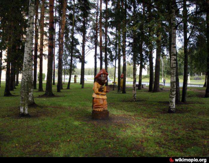 Русский лес спб. Парк в лесу в СПБ. Сказочный лес Санкт-Петербург. Сказочные леса в Санкт-Петербурге. Сказки леса в СПБ.