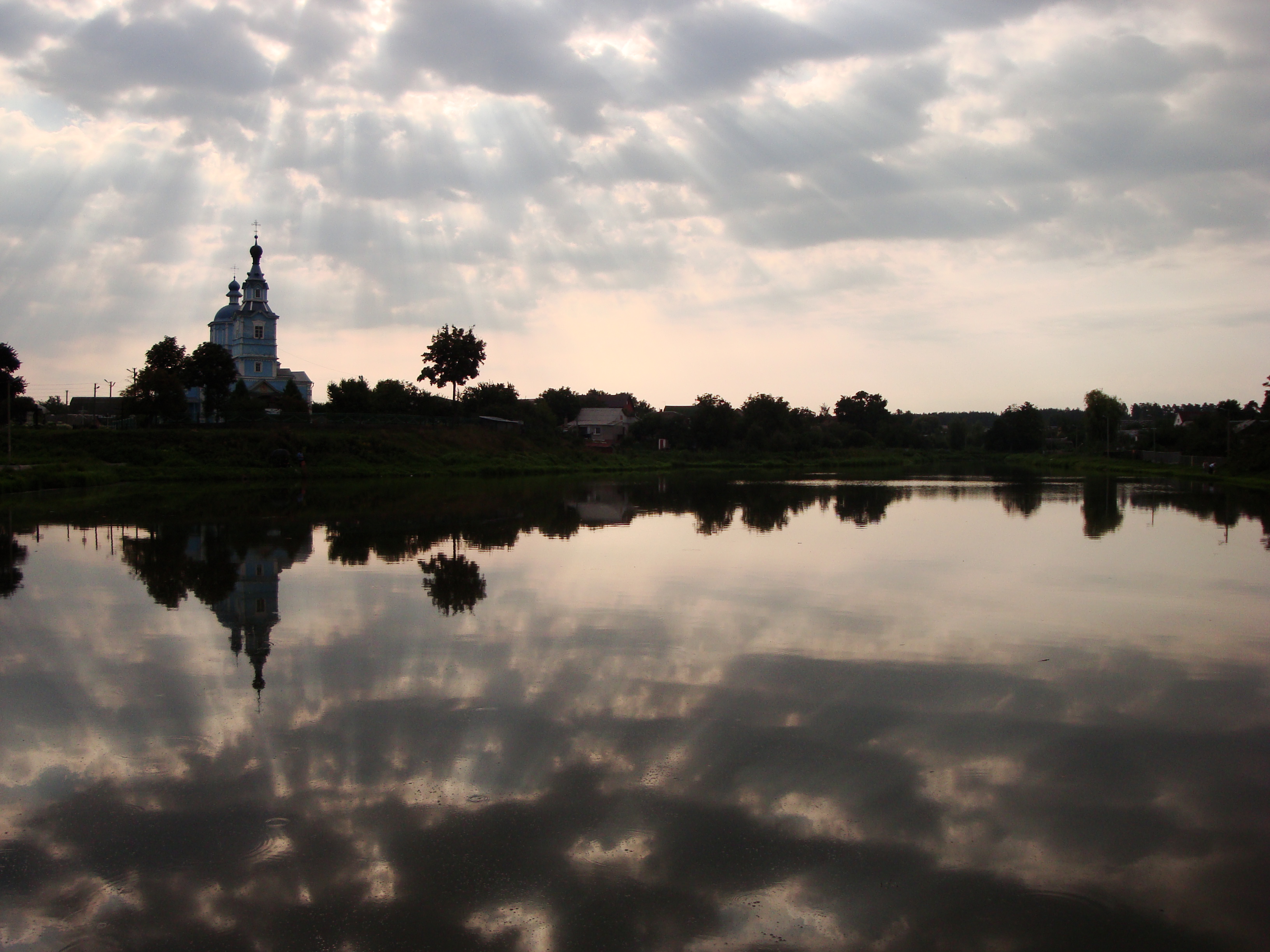 Погода боярка. Озеро Боярка. Церковное озеро. Озеро Грек церковное озеро. Боярка пруд.