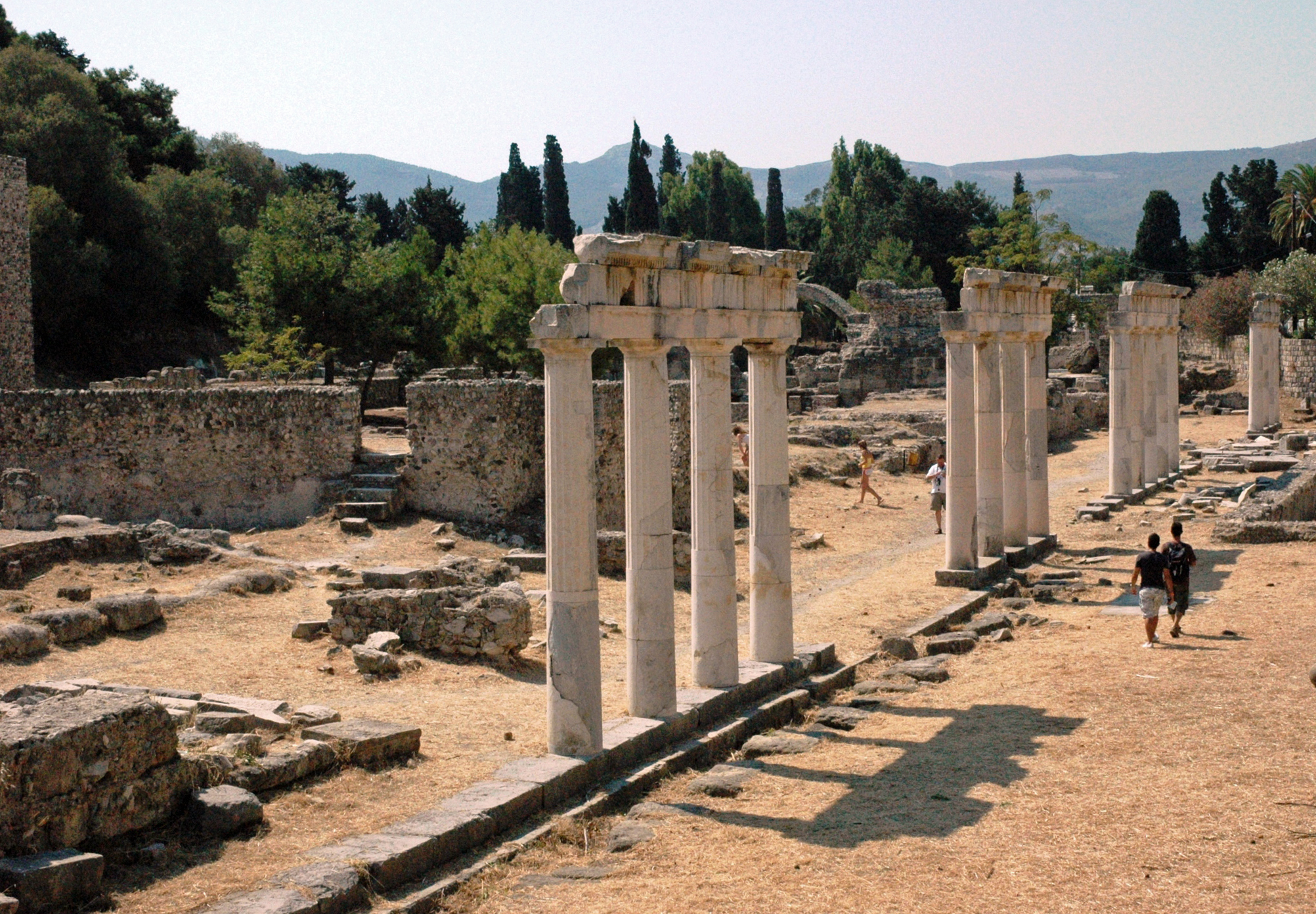 древняя школа в афинах