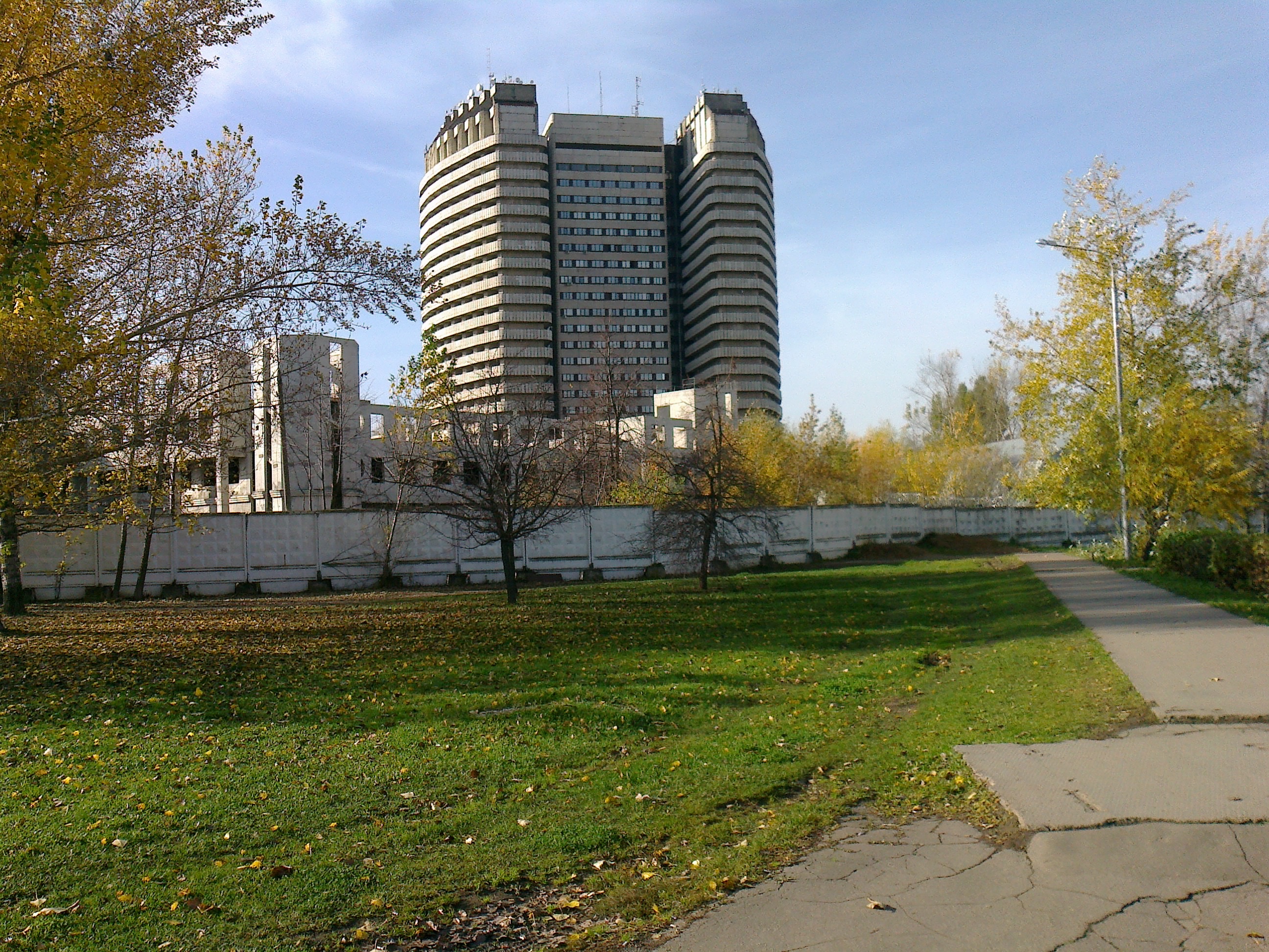 Онкологический центр в москве. Онкологический центр Каширское шоссе. Институт онкологии на каширке. Каширская 23 онкологический центр Блохина. Каширский центр онкологии.