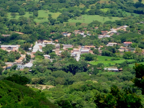 Polorós | village