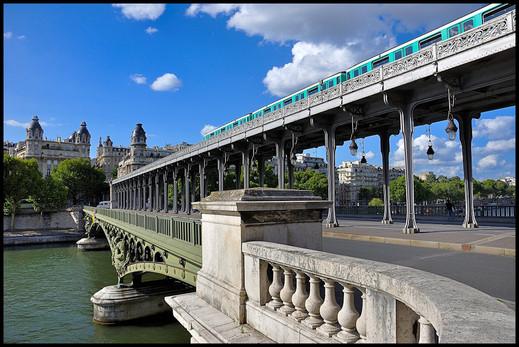Pont de Bir-Hakeim - Paris | bridge, listed building / architectural ...
