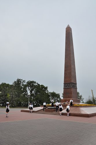 Памятник неизвестному матросу в одессе фото