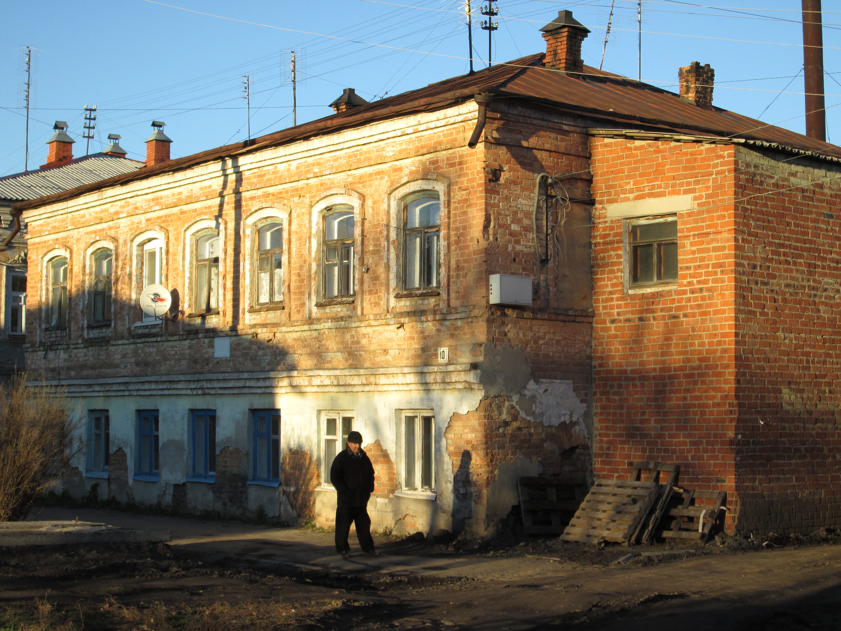 Город ирбит улицы. Ул. Володарского, 12 Ирбит. Дом Павлова город Ирбит Свердловская область.