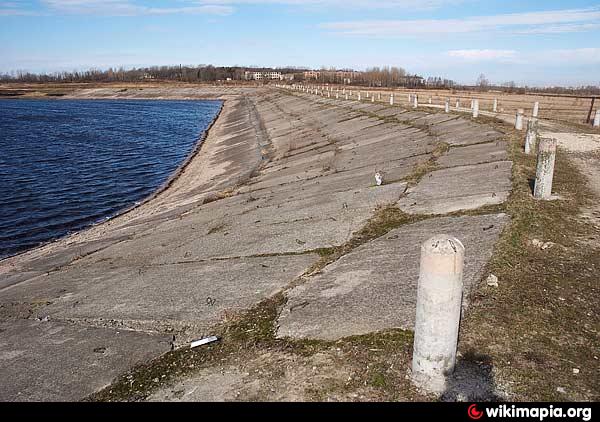 Дамба для парковки