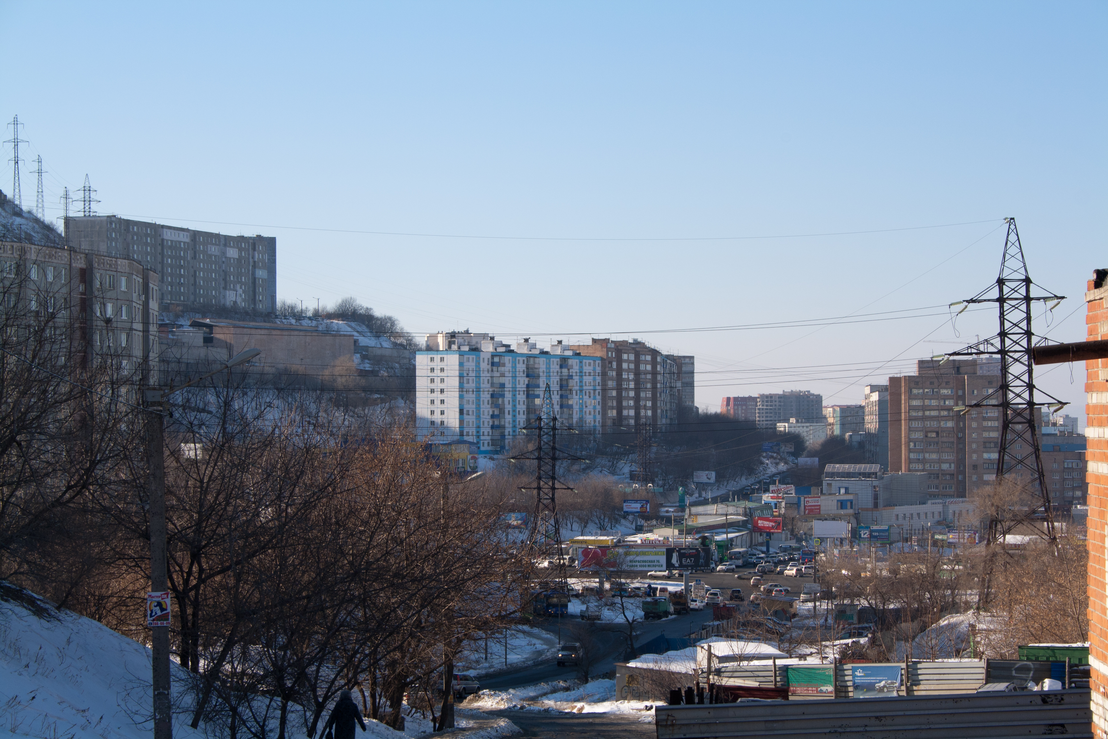 Толстого владивосток. Льва Толстого 52 Владивосток. Улица Толстого Владивосток. Красного Знамени 104 Владивосток.