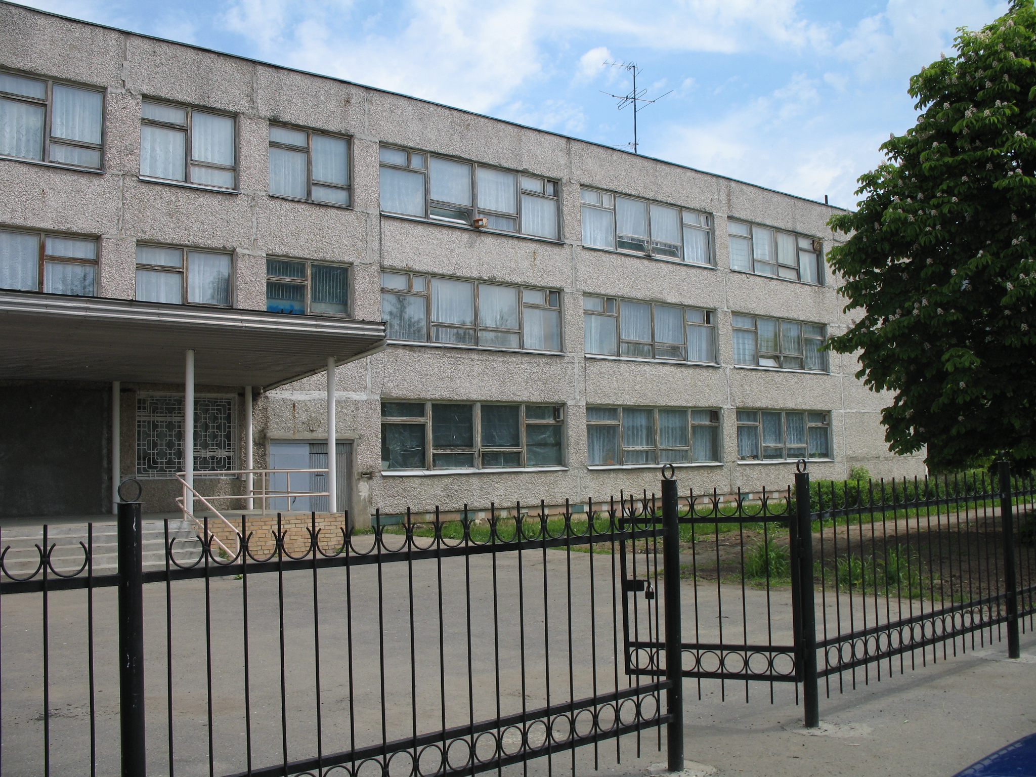 Моу радужненской сош. Моу радужненской сош. Радужненская сош. Радужненская сош. Моу радужненской сош.