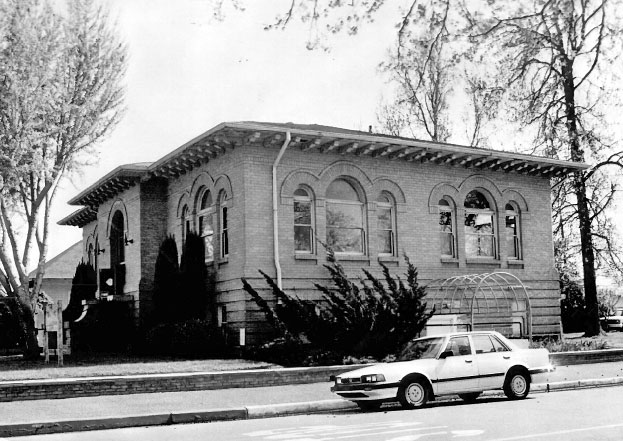 Carnegie Arts Center - Turlock, California