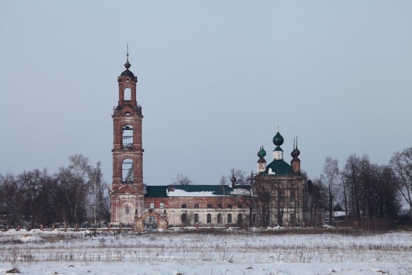 Село петропавловское. Село Петропавловское Ярославская область. Село Петропавловское Некрасовский район. Церковь село Петропавловское. Церковь Петра и Павла Ярославль Некрасовский район.